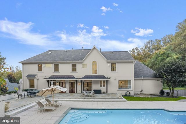 1404 WYNHURST LN, Vienna, VA 22182
