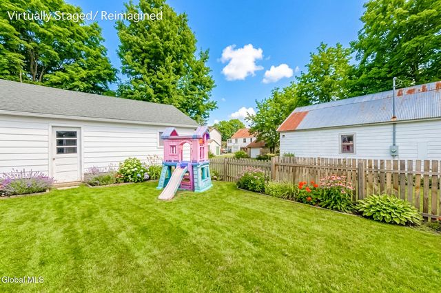 301 Oak Street, Corinth, NY 12822