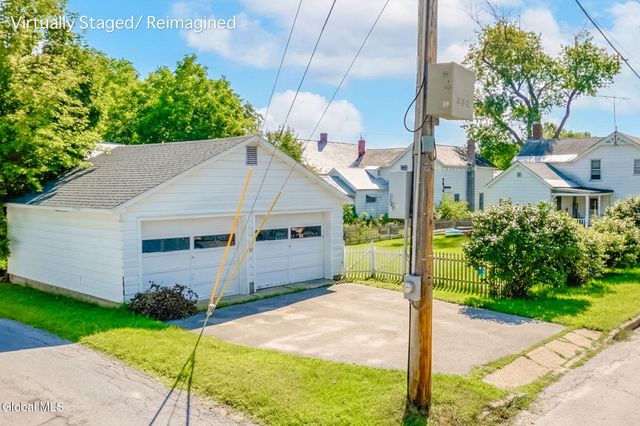 301 Oak Street, Corinth, NY 12822