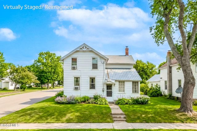 301 Oak Street, Corinth, NY 12822