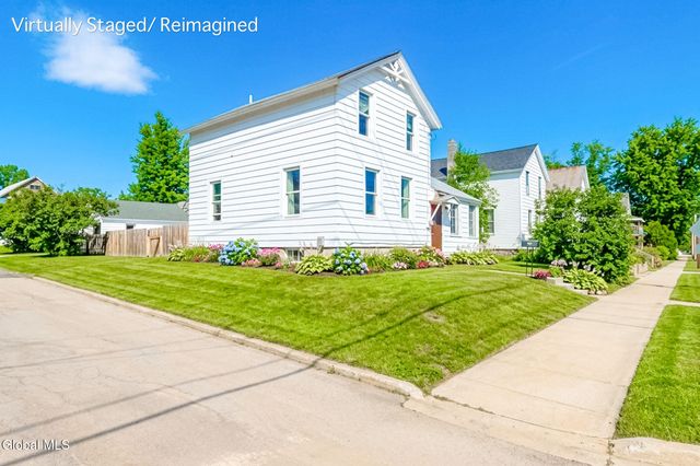 301 Oak Street, Corinth, NY 12822