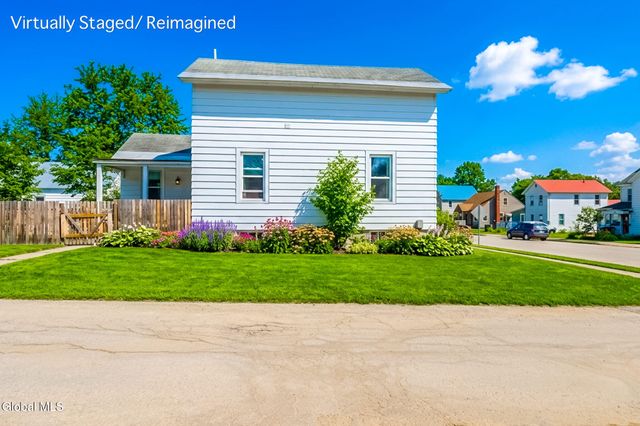 301 Oak Street, Corinth, NY 12822