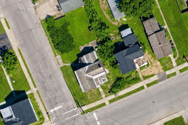 301 Oak Street, Corinth, NY 12822