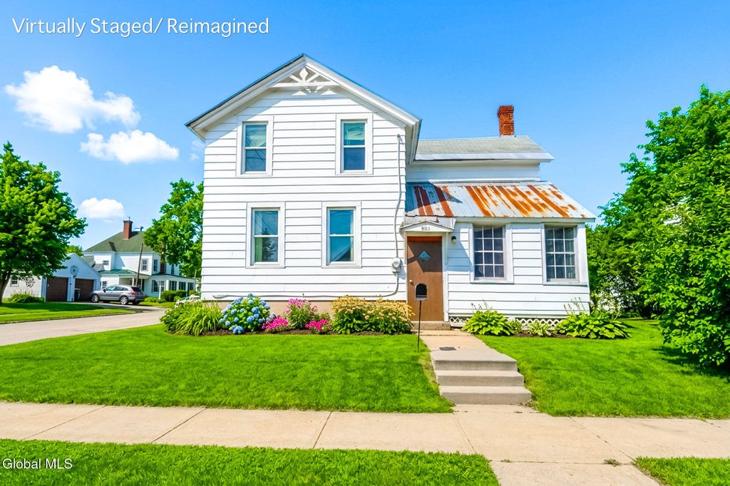 301 Oak Street, Corinth, NY 12822