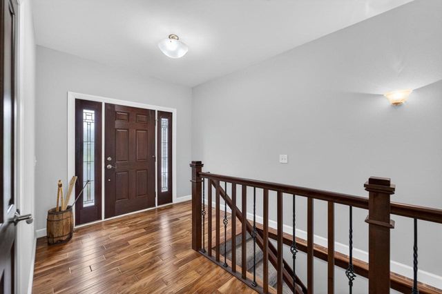 1808 Three Wood Drive, Mount Horeb, WI 53572