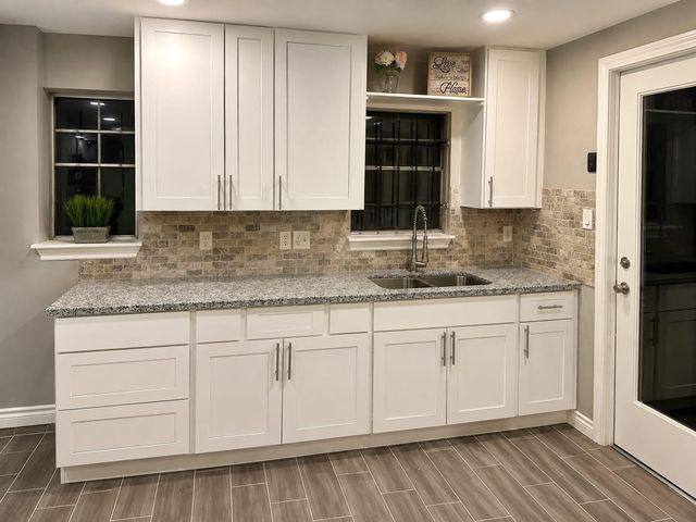 6218 Gaston Street, Houston, TX 77016