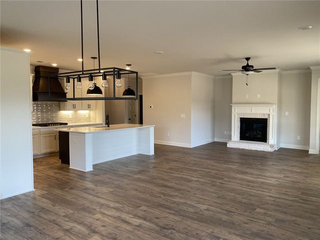 85 Boggs Road, Pelzer, SC 29669