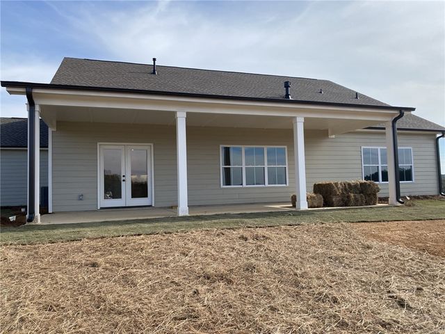 85 Boggs Road, Pelzer, SC 29669