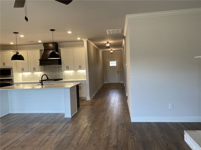 85 Boggs Road, Pelzer, SC 29669