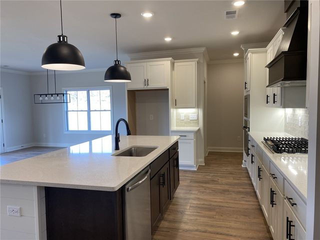 85 Boggs Road, Pelzer, SC 29669