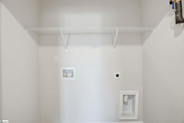 112 Lilac Loop, Greenwood, SC 29646