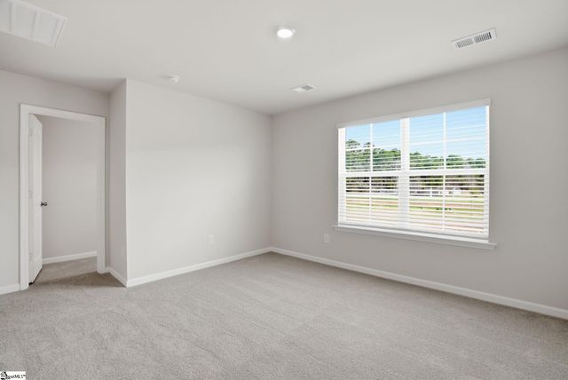 112 Lilac Loop, Greenwood, SC 29646