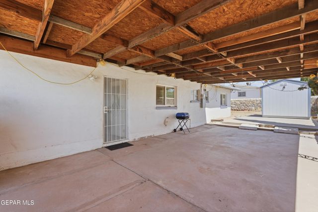 1200 HUNTER Drive, El Paso, TX 79915