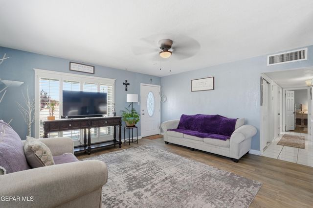 1200 HUNTER Drive, El Paso, TX 79915