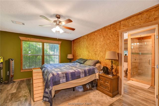 147 Catechis County Road, Huntsville, TX 77320
