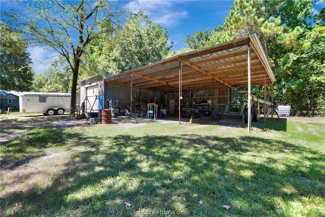 147 Catechis County Road, Huntsville, TX 77320
