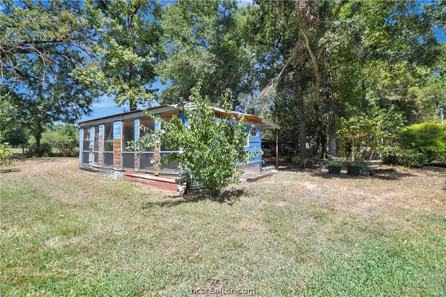 147 Catechis County Road, Huntsville, TX 77320