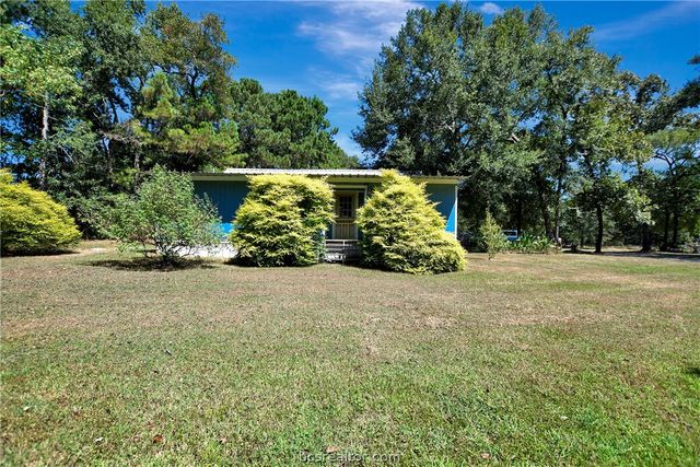 147 Catechis County Road, Huntsville, TX 77320