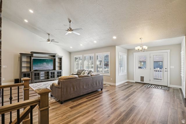 1382 N 150 E, Harrisville, UT 84404