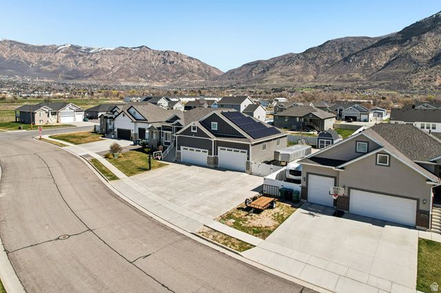 1382 N 150 E, Harrisville, UT 84404