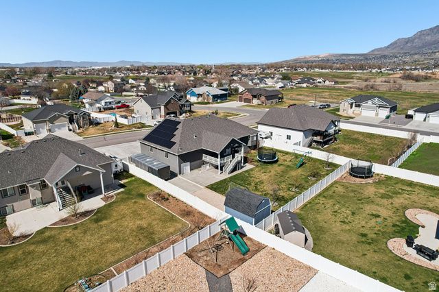 1382 N 150 E, Harrisville, UT 84404