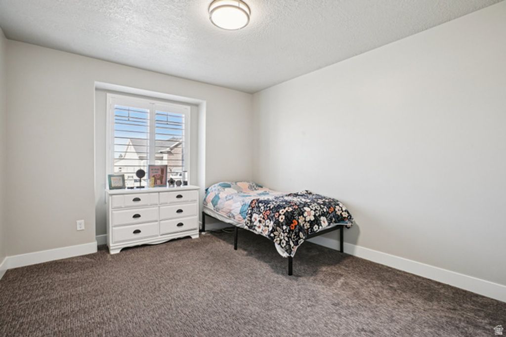 Image 28 of property listing at 1382 N 150 E, Harrisville, UT 84404