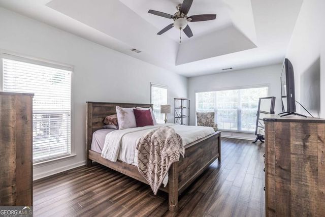 577 Lantern Wood Drive, Scottdale, GA 30079