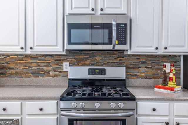 577 Lantern Wood Drive, Scottdale, GA 30079