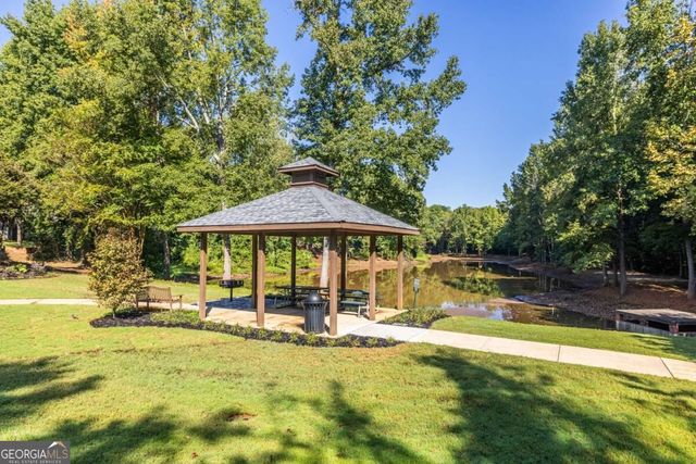 577 Lantern Wood Drive, Scottdale, GA 30079