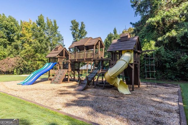 577 Lantern Wood Drive, Scottdale, GA 30079