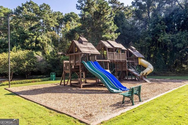 577 Lantern Wood Drive, Scottdale, GA 30079