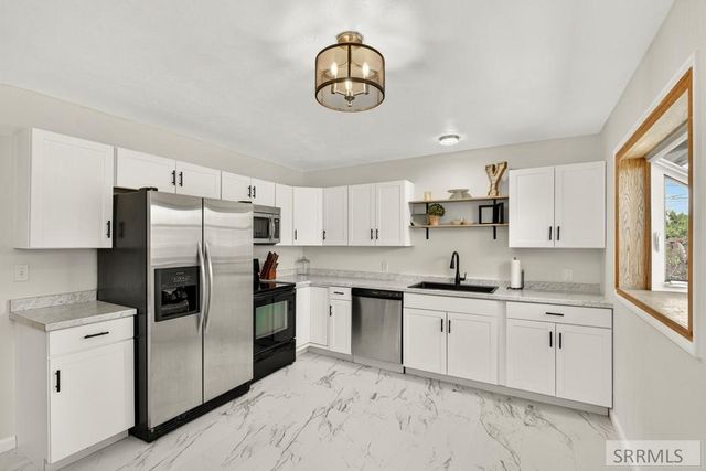 1245 Bower Drive, Idaho Falls, ID 83404