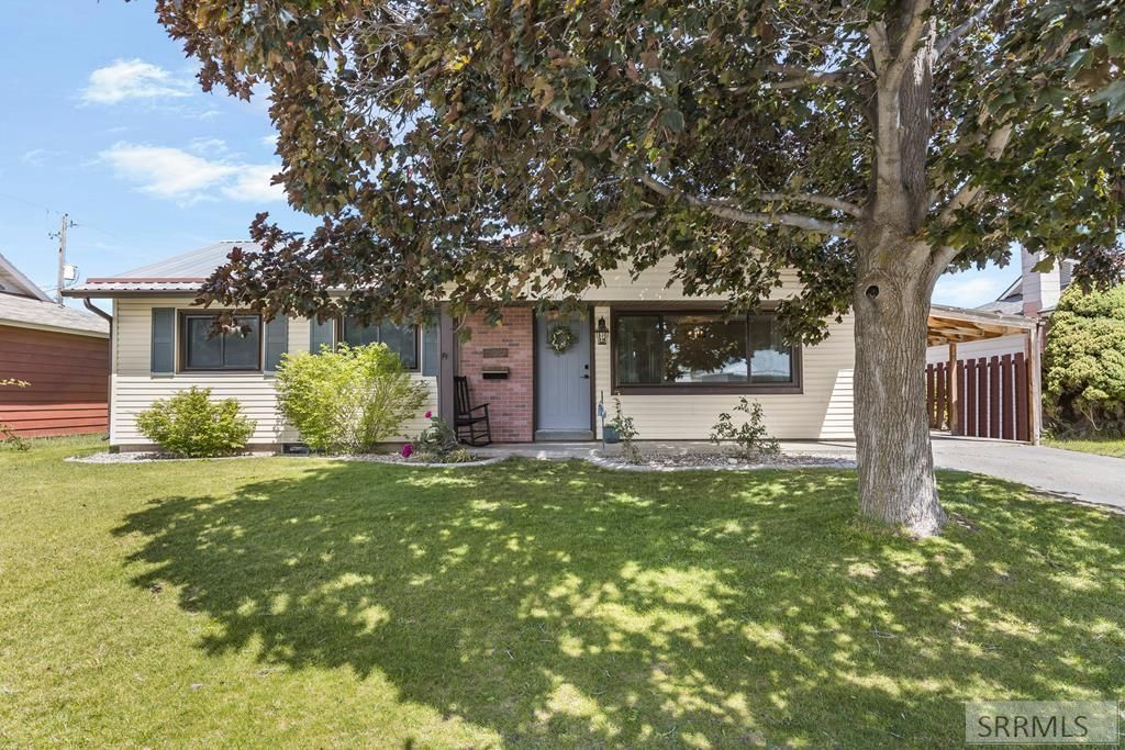 Image 2 of property listing at 1245 Bower Drive, Idaho Falls, ID 83404
