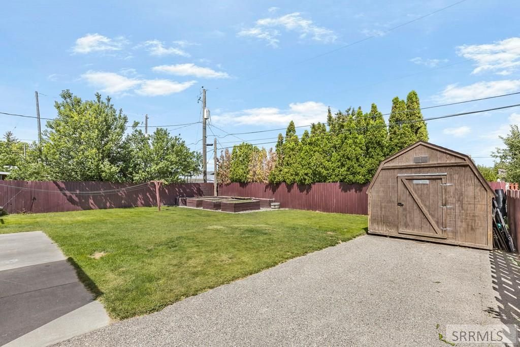 Image 40 of property listing at 1245 Bower Drive, Idaho Falls, ID 83404