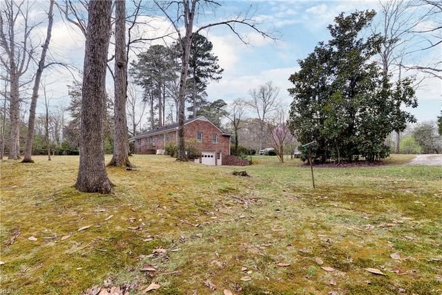 116 Holly RD, Williamsburg, VA 23188