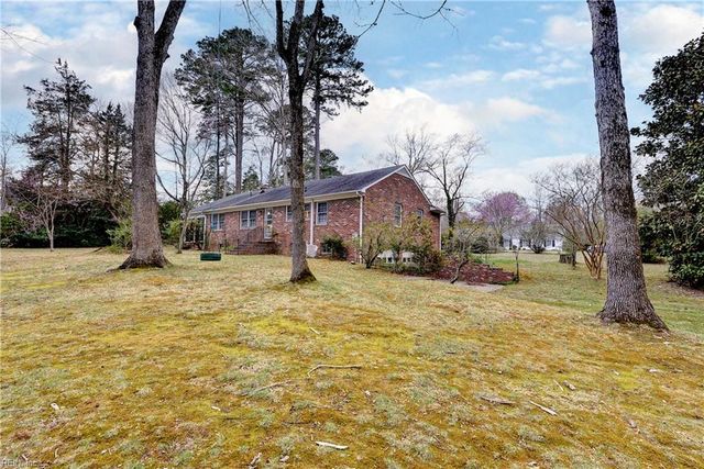 116 Holly RD, Williamsburg, VA 23188