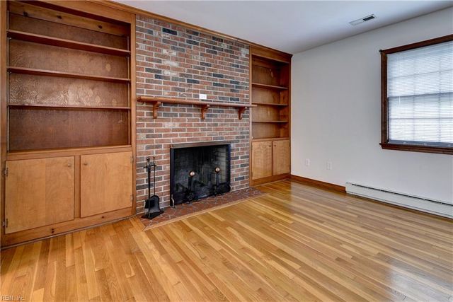 116 Holly RD, Williamsburg, VA 23188