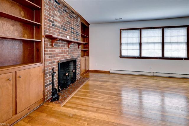 116 Holly RD, Williamsburg, VA 23188