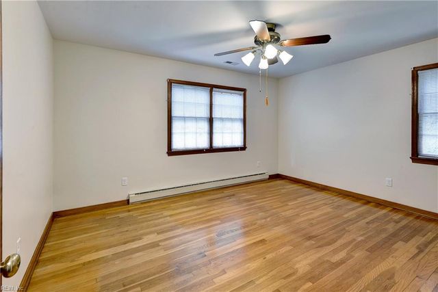 116 Holly RD, Williamsburg, VA 23188