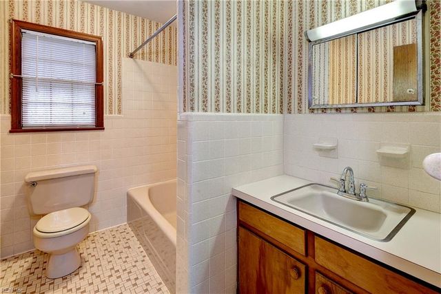 116 Holly RD, Williamsburg, VA 23188