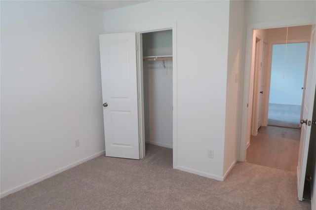 921 Woodhaven Lakes Drive, La Marque, TX 77568