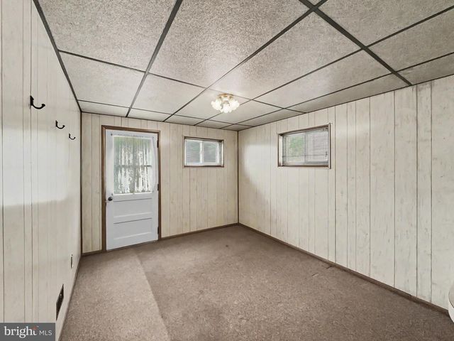 150 N HARTMAN ST, Manchester, PA 17345