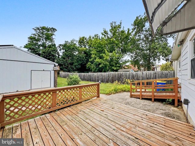 150 N HARTMAN ST, Manchester, PA 17345