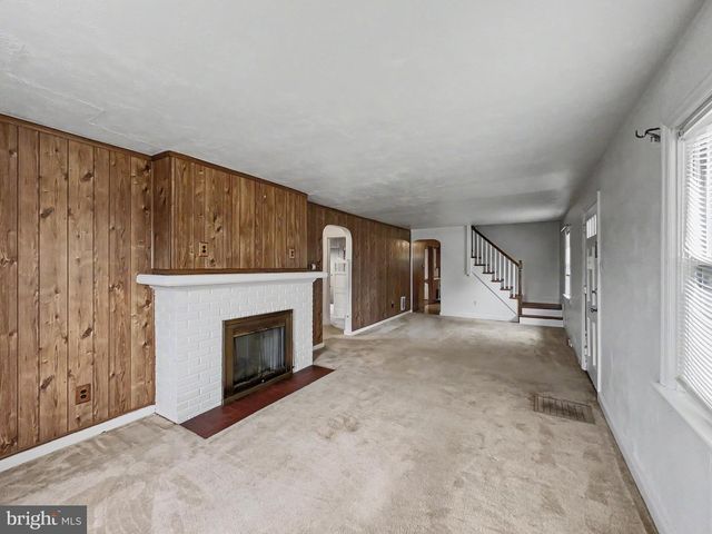 150 N HARTMAN ST, Manchester, PA 17345