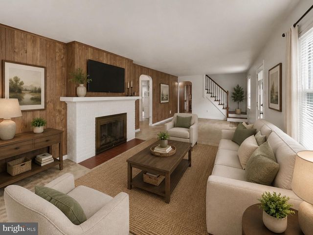 150 N HARTMAN ST, Manchester, PA 17345