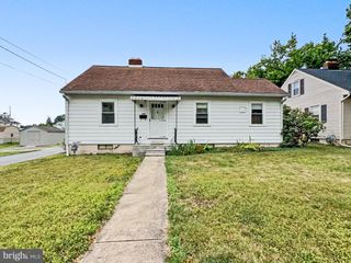 150 N HARTMAN ST, Manchester, PA 17345