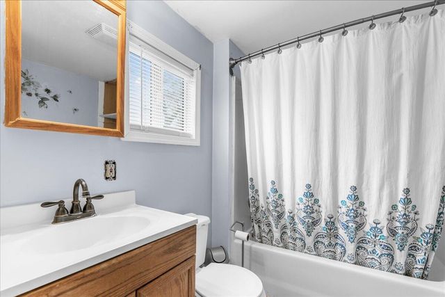 4924 Pleasant Grove Road, Ingham Twp, MI 48910