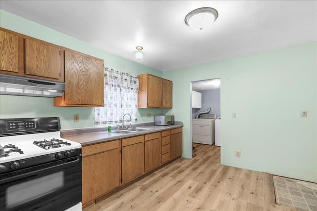 4924 Pleasant Grove Road, Ingham Twp, MI 48910
