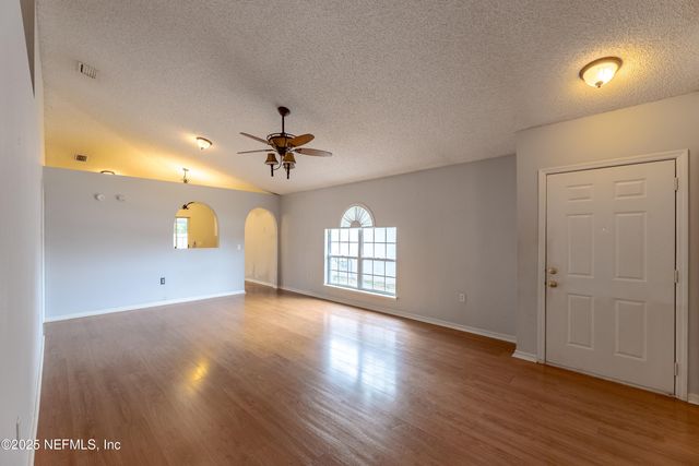 7234 LAWN TENNIS Lane, Jacksonville, FL 32277