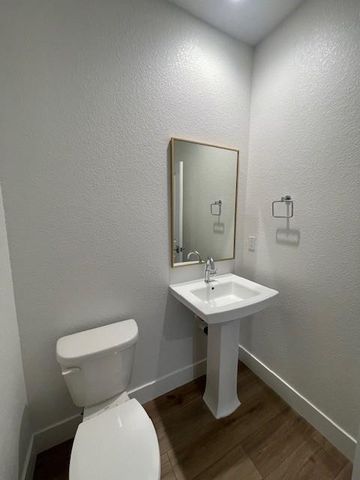 641 Silver Canoe Ct, Roseville, CA 95747